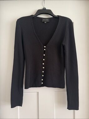 Line & dot pearl cardigan long sleeve shirt